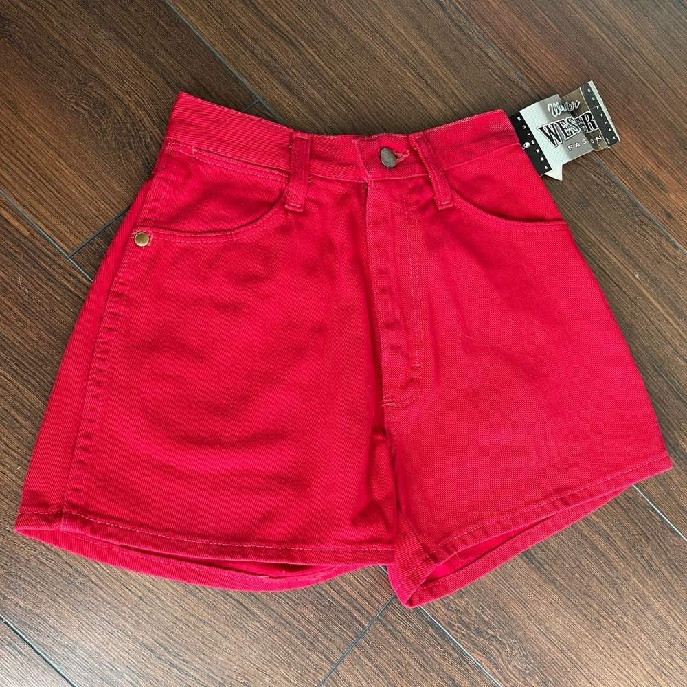 Red Rangler High Waited Shorts - NWT